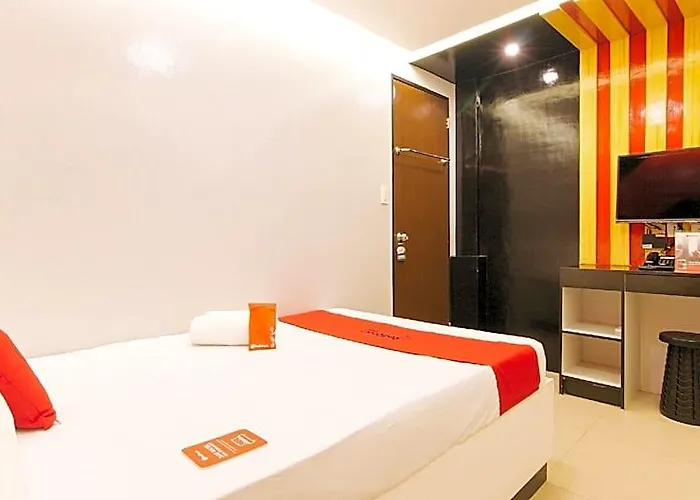 Hotel Reddoorz @ Walk 2*