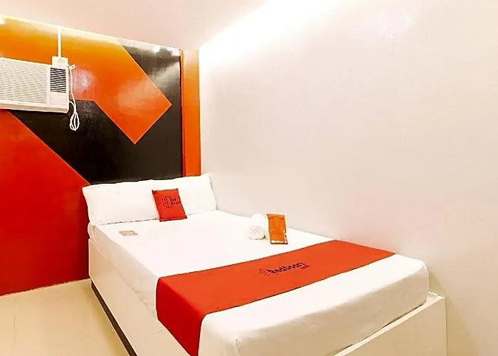 Reddoorz @ Walk Hotel 2*
