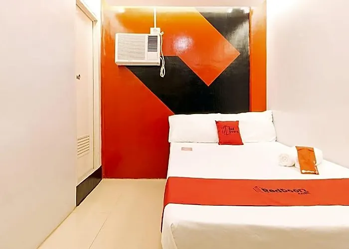 Reddoorz @ Walk 2* Manila